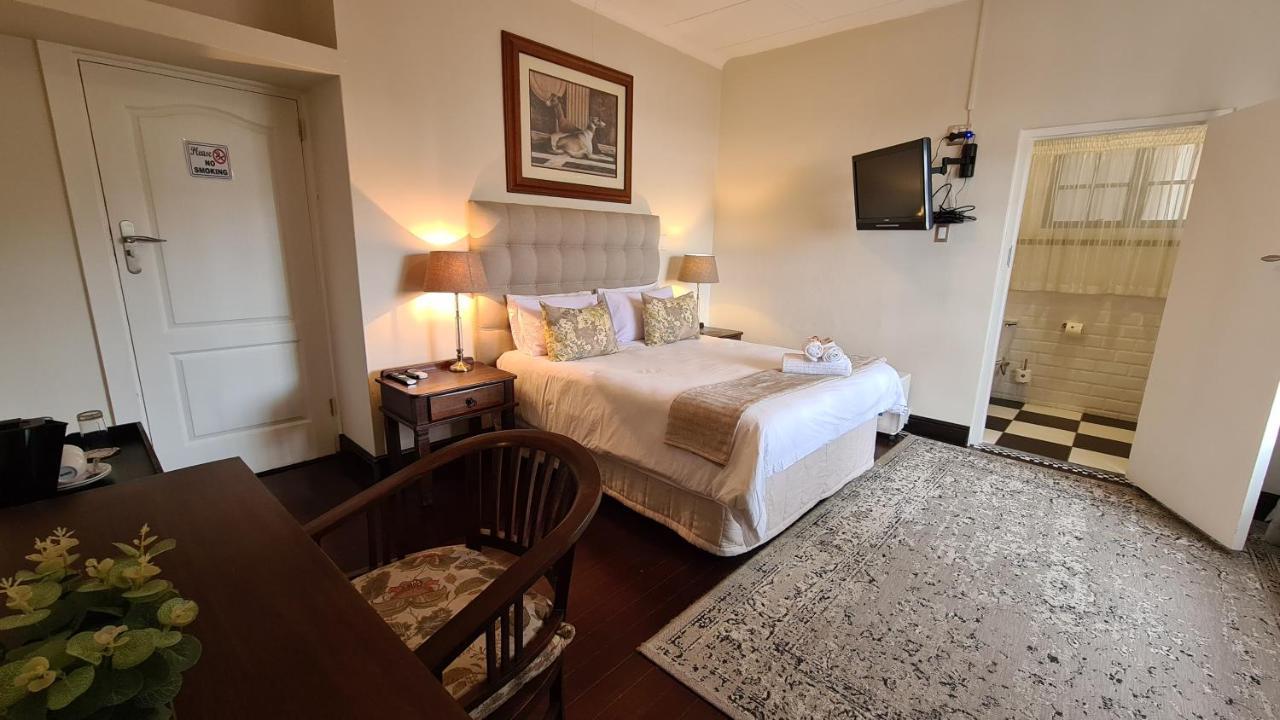 Hathaway Guest House East London Bagian luar foto