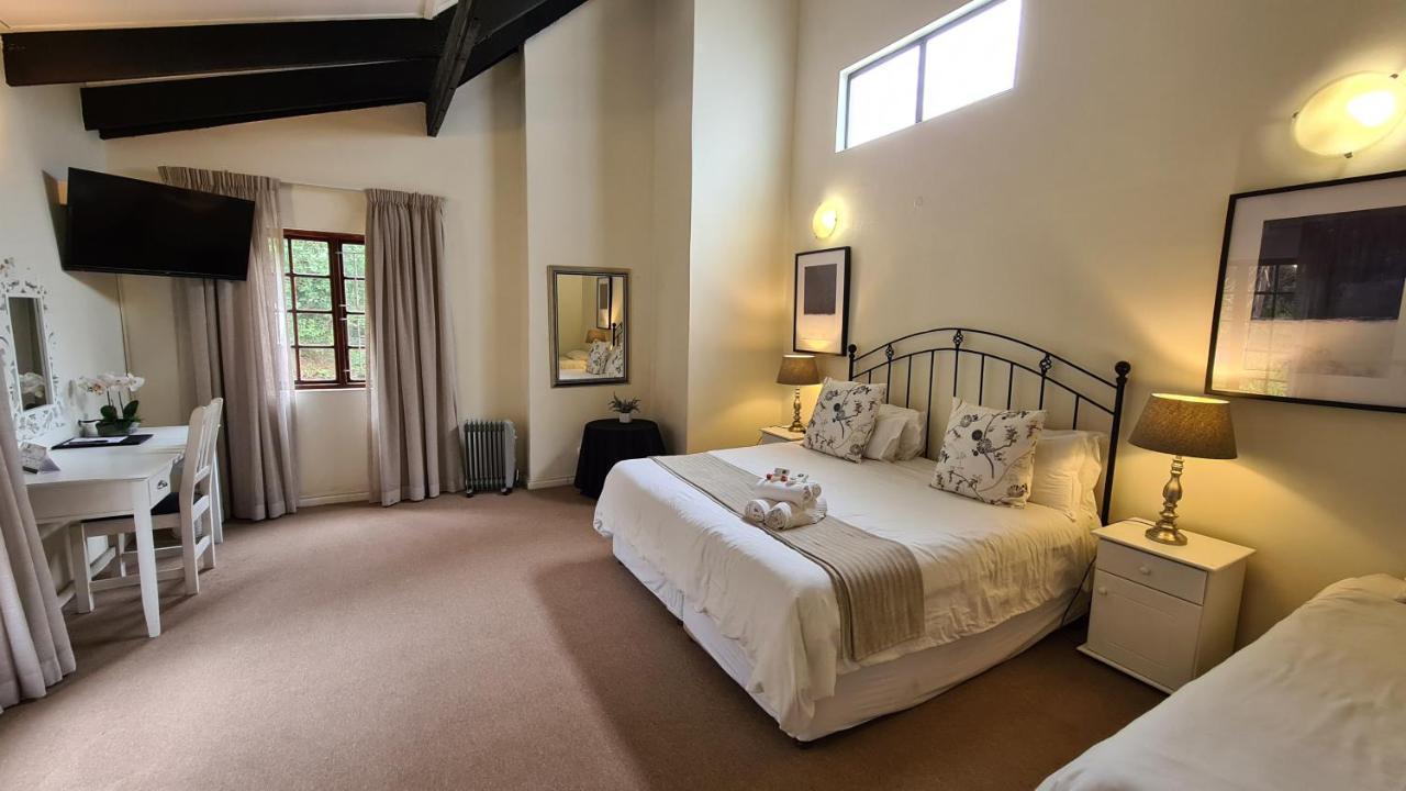 Hathaway Guest House East London Bagian luar foto