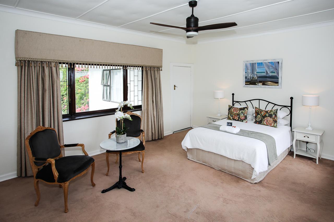Hathaway Guest House East London Bagian luar foto