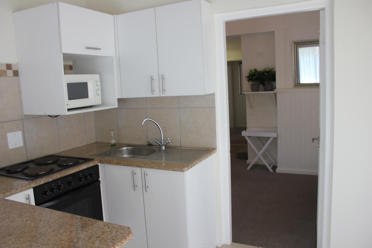 Hathaway Guest House East London Bagian luar foto