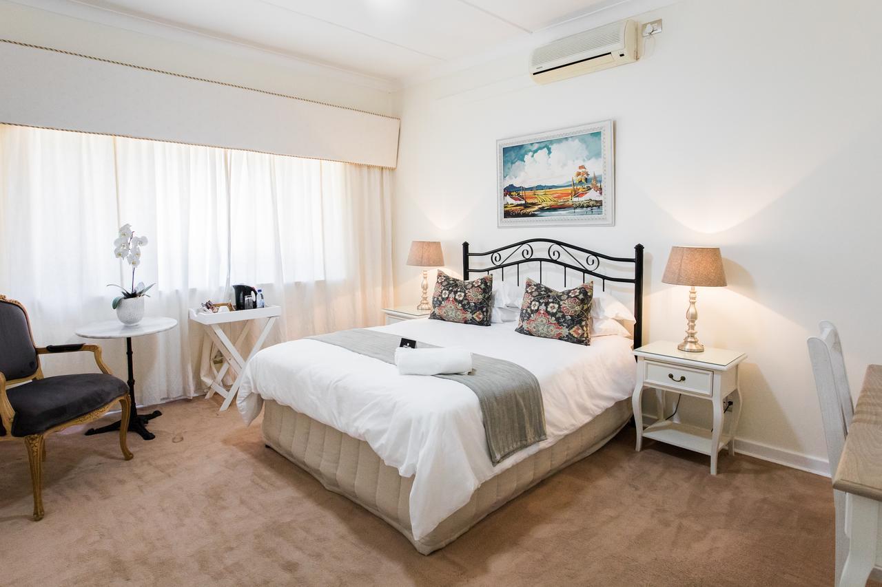 Hathaway Guest House East London Bagian luar foto